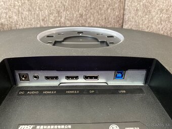 Monitor 31,5" MSI Optix AG321CQR - 2