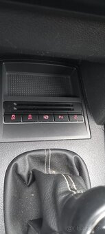 Volkswagen Touran 1.6TDI 77kw - 2