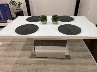 Jedálensky stôl rozkladací - 2