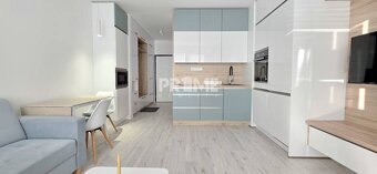 MODERNÝ 2i, SLNEČNICE, BALKÓN, PARKING, Zuzany Chalupovej,Pe - 2