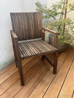 4 drevene stolicky z akacie - 2