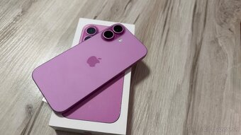 Vymenim iPhone 16 Pink 256gb (ruzovej farby) bateria 91% - 2