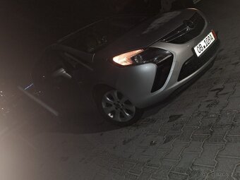 Opel zafira tour - 2