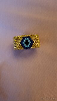 prsteň oko zlava - 2