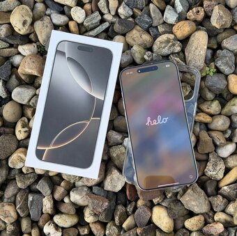 Apple iPhone 16 Pro Max 256GB - 2