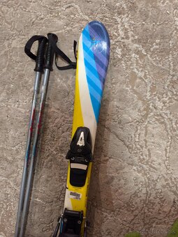 Detské lyže +palice - 2