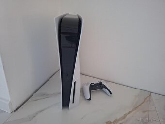 PLAYSTATION 5 1TB s mechanikou, v ZARUKE - 2
