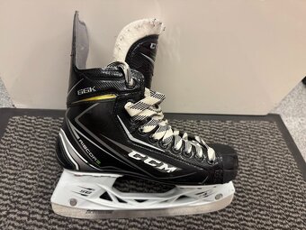 BRUSLE CCM RIBCORE 66K, vel. 38,5/5D - 2