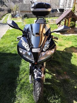 Suzuki SV 650s - 2