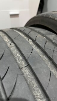 235/35 r19 Tracmax - 2