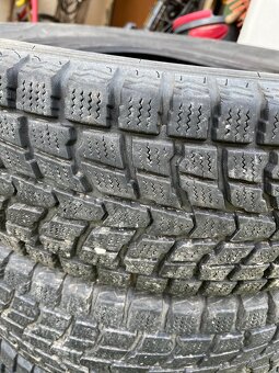 Predám pneumatiky Grandtrek 225/56R17 - 2