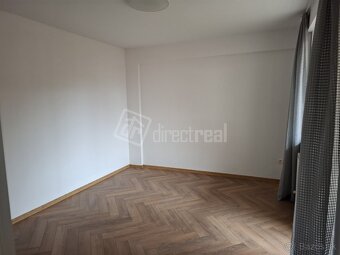 Novostavba dvojgeneračného moderného mezanínu pri Max… - 2