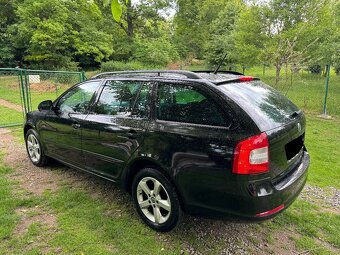Škoda Octavia 1.6 TDI 2012 Bluetooth Senzory Výhřev Rozvody - 2