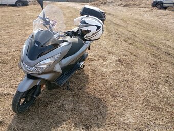 Predám skúter Honda pcx125 - 2