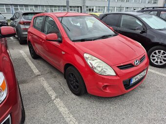 Hyundai i20 2010 1.4 74kW benzín 155 000km - 2