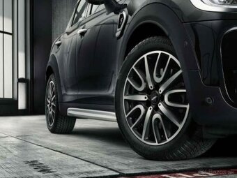 Originál zánovní sada 18" Countryman JCW Style 529 - 2