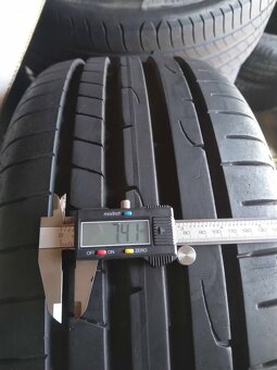225/40 R 18 letné. - 2