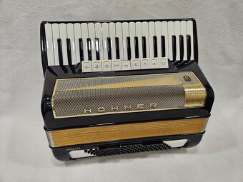 akordeon Hohner Lucia IV 96b - 2