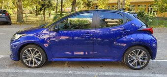 Toyota Yaris Hybrid 2025 - executive - 2