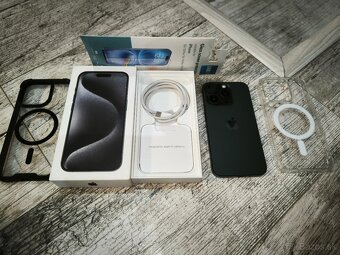 Iphone 15 pro 256gb v záruke - 2