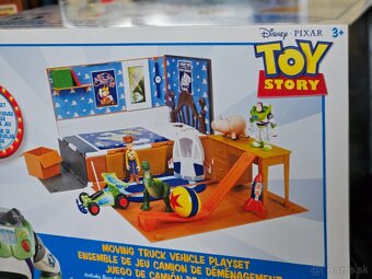 Toy Story dodávka EGGMAN MOVERS/Andyho izba original - 2