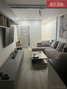 PREDAJ Dvojgeneračný rodinný dom blízko centra mesta Martin  - 2