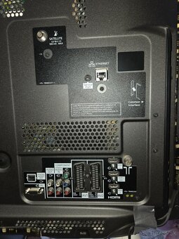 Televízor Panasonic Viera - 2