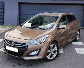 Hyundai i30 , combi, hneda metalíza ,2013, km: 123000 - 2