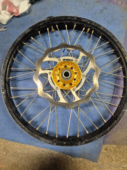 Kolesa Yamaha 21-18 - 2