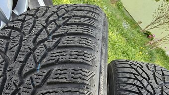 Elektrony 16 aj s skoro novymi premiovymi pneu Nokian - 2