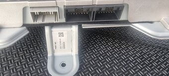 DS7T18B849AZ - 2