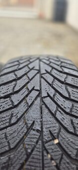 Predam zimne pneu Kumho 225/45/r17 - 2
