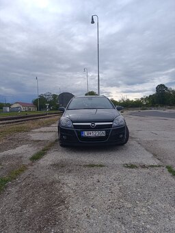 Opel Astra H 1.9 CDTI 110kw - 2