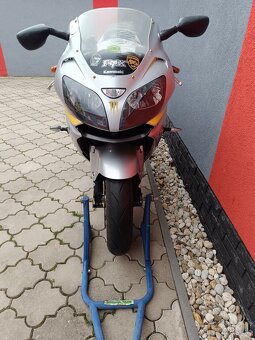 Kawasaki Ninja ZX900CE - 2