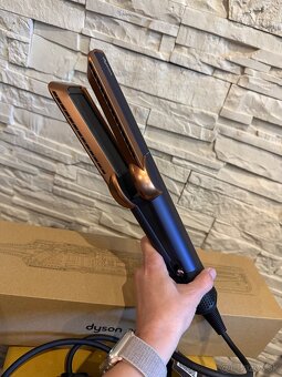 Dyson airstrait HT01 - 2
