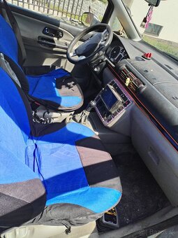 Ford galaxi - 2