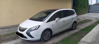 Opel Zafira Tourer - 2