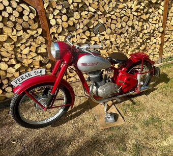 Jawa 250 perák - 2