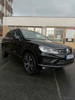 VW Touareg R-Line 3.0 TDI V6 4x4 Premium Executive - 2