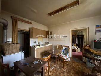 ZNÍŽENÁ CENA Na predaj starší 3-izb. RD, INVESTIČNÁ PRÍLEŽ - 2