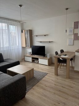 Nadčasový, útulný byt vo vyhľadavanej lokalite - 2