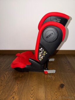 Autosedacka Britax römer KIDFIX III M - 2