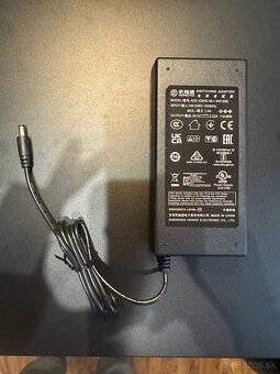 Napájací adaptér (54 V / 2,22 A / 120 W) - 2