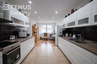 tenus Reality - Výnimočný dom na kopaniciach - 2