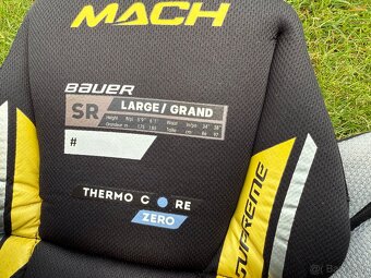 Nové hokejové kalhoty Bauer Supreme Mach - 2