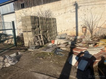 Tvárnice, stropnice, čiapky , dlažba tehly - 2