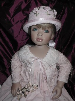 Zberateľská Porcelanova bábika - 2