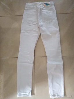 Biele nohavice veľ.140 - 2