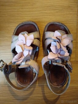 Letné kozenne sandalky - 2