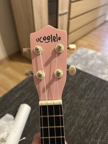 Ružové ukulele - 2